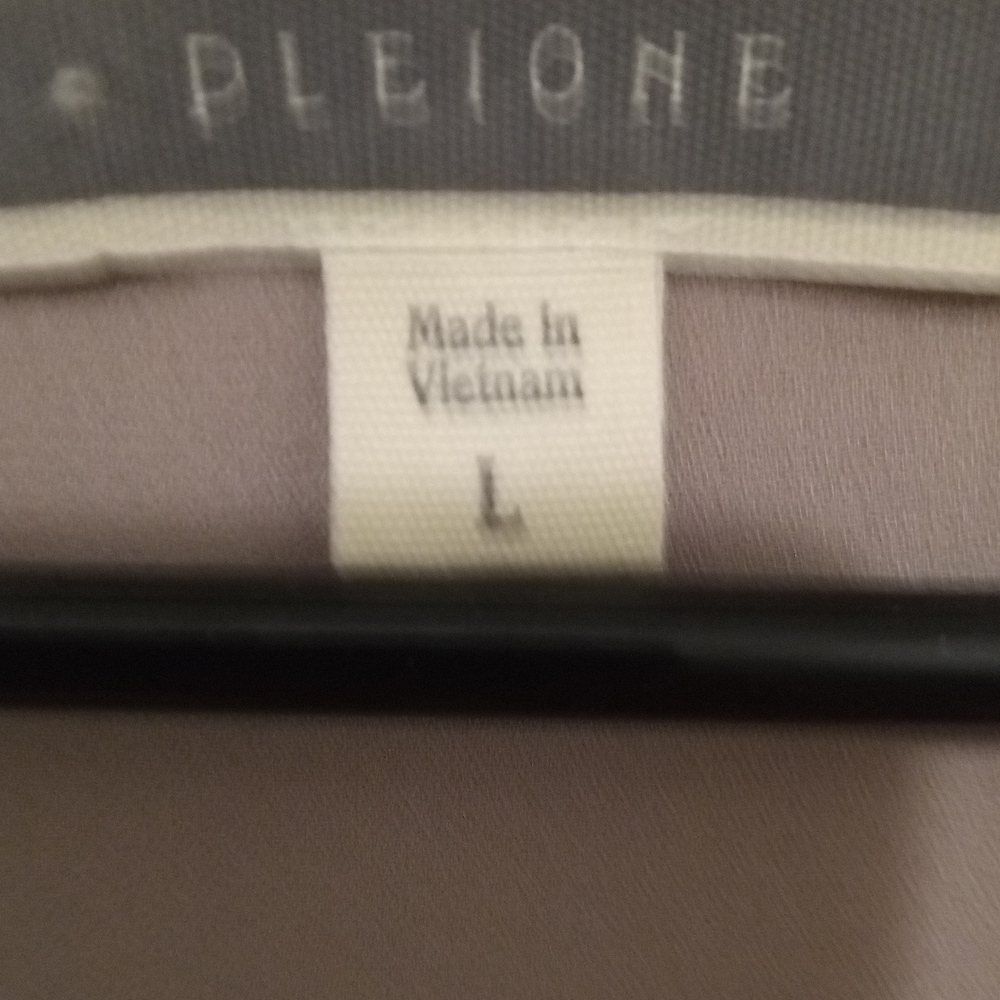 Pleione Mauve Taupe V-Neck Top